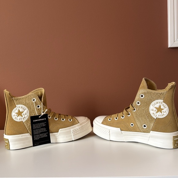 NWB CONVERSE GENDER INCLUSIVE CHUCK TAYLOR® ALL STAR® 70 PLUS HIGH TOP SNEAKER - Picture 1 of 8